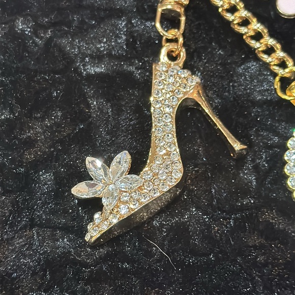 Hand Made Key/Bag Charm with Authentic LV Leather - Picture 3 of 9